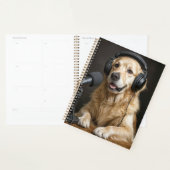 Golden Retriever die een Podcast host Planner (Display)