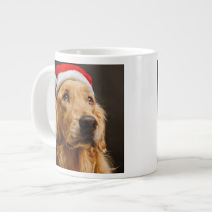 Golden Retriever die zich voor zijn kerstfeest inz Grote Koffiekop