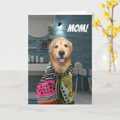 Golden Retriever Dog in Bathroom Moederdag Kaart (Gele Bloem)