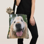 Golden Retriever Dog in de bloementuin Tote Bag (Dichtbij)