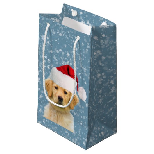 Golden Retriever Dog in Santa Hat Klein Cadeauzakje (Voorkant Gekanteld)