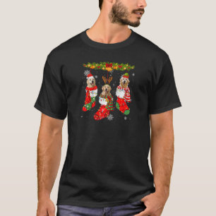 Golden Retriever Dog In Sokken Kerstverlichting Zw T-shirt