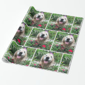 Golden Retriever Dog onder bloemen Cadeaupapier (Uitgerold)