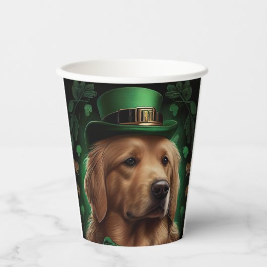 Golden Retriever Dog op St. Patrick's Day Papieren Bekers (Voorkant)