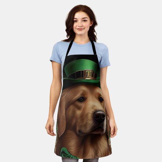 Golden Retriever Dog op St. Patrick's Day Schort (Gedragen)