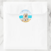 Golden Retriever Dog op strand Ronde Sticker (Tas)