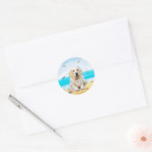 Golden Retriever Dog op strand Ronde Sticker (Envelop)