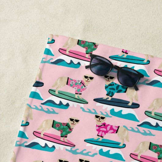 Golden Retriever Dog Surfing Beach Towel Strandlaken (In situ)