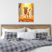 Golden Retriever draait in de herfst Bossen Canvas Afdruk (Insitu (Slaapkamer))