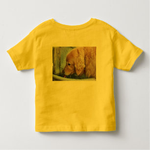 Golden Retriever drink van buiten fontein Kinder Shirts