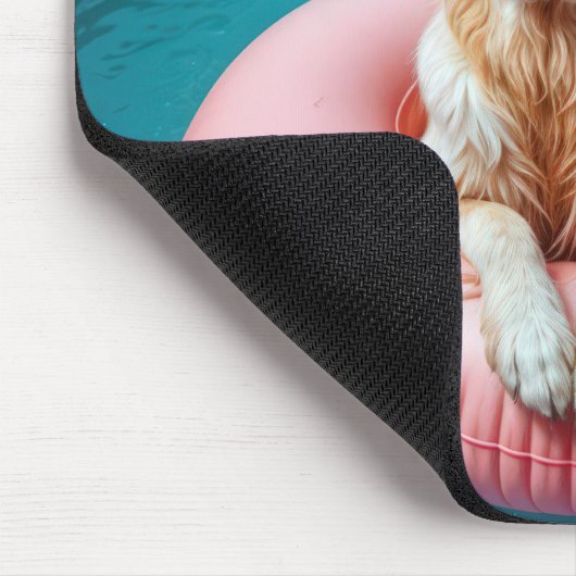 Golden Retriever Floating In a Flamingo Float Muismat (Hoek)