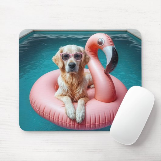 Golden Retriever Floating In a Flamingo Float Muismat (Met muis)
