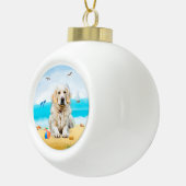 golden retriever Hond op het strand Keramische Bal Ornament (Rechts)