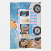 Golden Retriever Ice Cream Truck Theedoek (Verticaal)