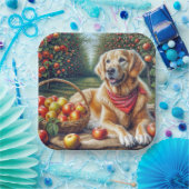 Golden Retriever in de appelboomgaard Papieren Bordje (Feest)