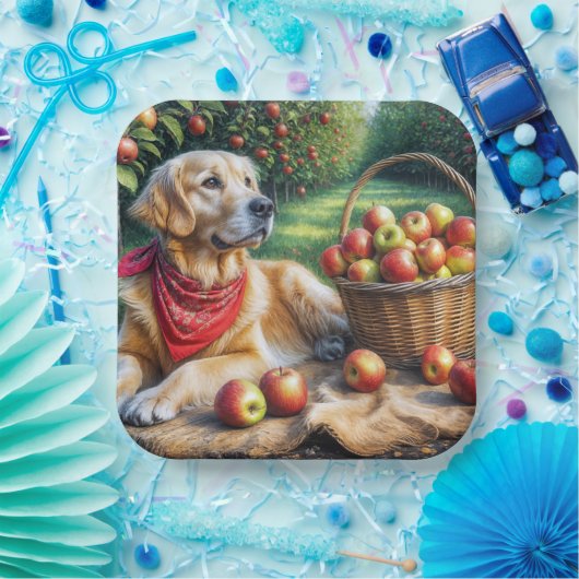 Golden Retriever in de appelboomgaard Papieren Bordje (Feest)