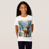 Golden Retriever in een Fantasy Rainbow River T-shirt (Voorkant volledig)
