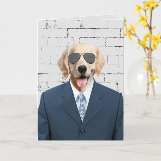 Golden Retriever in pak en zonnebril Kaart (Gele Bloem)
