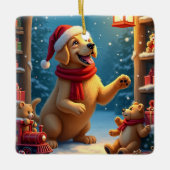 Golden Retriever in Santa’s Workshop Christmas Keramisch Ornament (Voorkant)