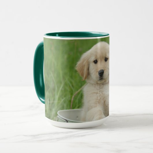 Golden retriever in wasbekken mok (Voorkant links)