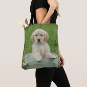 Golden retriever in wasbekken tote bag (Dichtbij)