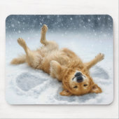 Golden Retriever Making a Snow Angel Muismat (Voorkant)