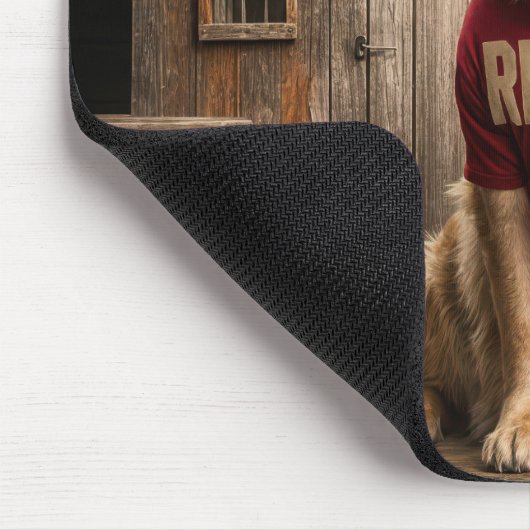 Golden Retriever met een rood Shirt Muismat (Hoek)