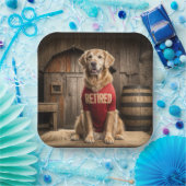 Golden Retriever met een rood Shirt Papieren Bordje (Feest)
