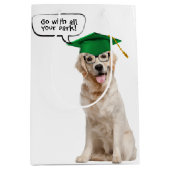 Golden Retriever met groen Pet en bril Medium Cadeauzakje (Voorkant)