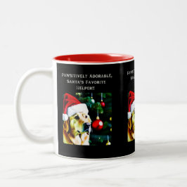 Golden retriever met kerstmuts op koffie mok