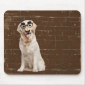 Golden Retriever met Muismat van grappig masker (Voorkant)