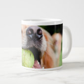 Golden Retriever met Tennis Ball Grote Koffiekop (Voorkant rechts)