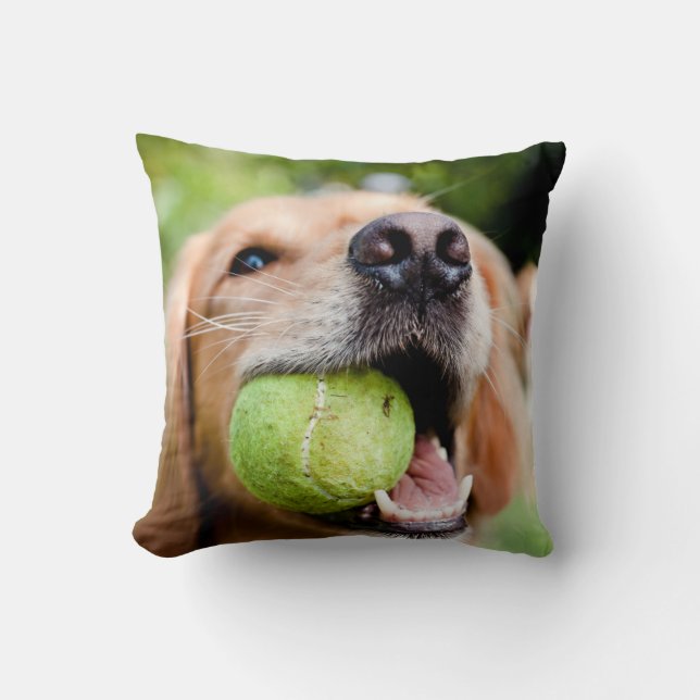 Golden Retriever met Tennis Ball Kussen (Voorkant)