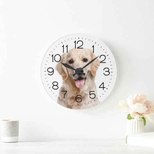Golden Retriever on White Grote Klok (Huis)