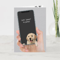 Golden Retriever op de verjaardag van de mobiele t