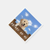 Golden Retriever op een hek Servet (Hoek)