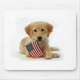 Golden Retriever Puppy and Flag Muismat