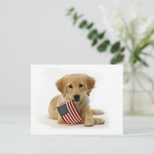 Golden Retriever Puppy en Vlag Briefkaart (Staand voorkant)