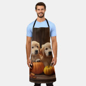 Golden Retriever Puppy Herfst Delight Pompoen Schort (Gedragen)