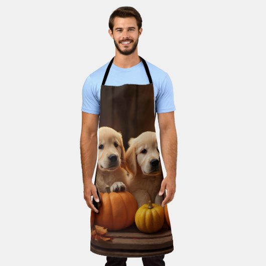 Golden Retriever Puppy Herfst Delight Pompoen Schort (Gedragen)