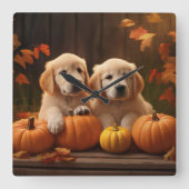 Golden Retriever Puppy Herfst Delight Pompoen Vierkante Klok (Voorkant)