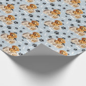Golden Retriever Puppy in Basket Paw Print Cadeaupapier (Hoek)