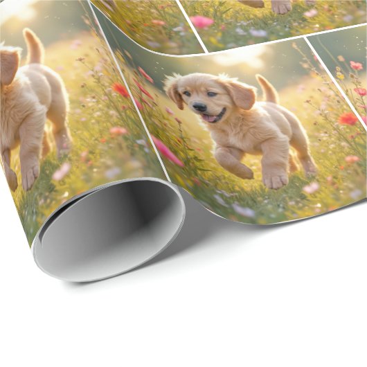 Golden Retriever Puppy Running In a Meadow Cadeaupapier (Rol Hoek)