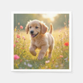 Golden Retriever Puppy Running In a Meadow Servet (Voorkant)