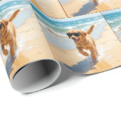 Golden Retriever Puppy Walking the Beach Cadeaupapier (Rol Hoek)