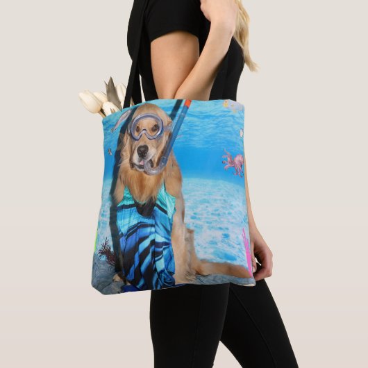 Golden Retriever Snorkeler Tote Bag (Dichtbij)
