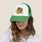 Golden Retriever St Patricks Day Trucker Pet (In situ)