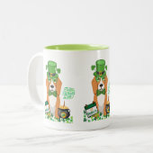 Golden Retriever St Patricks Day Tweekleurige Koffiemok (Voorkant links)