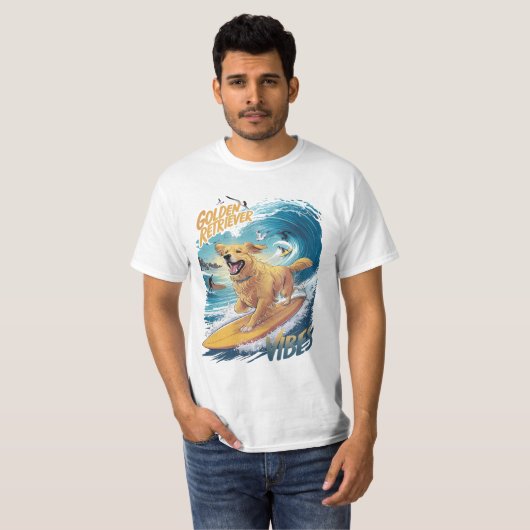 Golden Retriever Surfen Veroveraar T-shirt (Voorkant volledig)