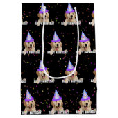 Golden Retriever verjaardag met confetti Medium Cadeauzakje (Achterkant)